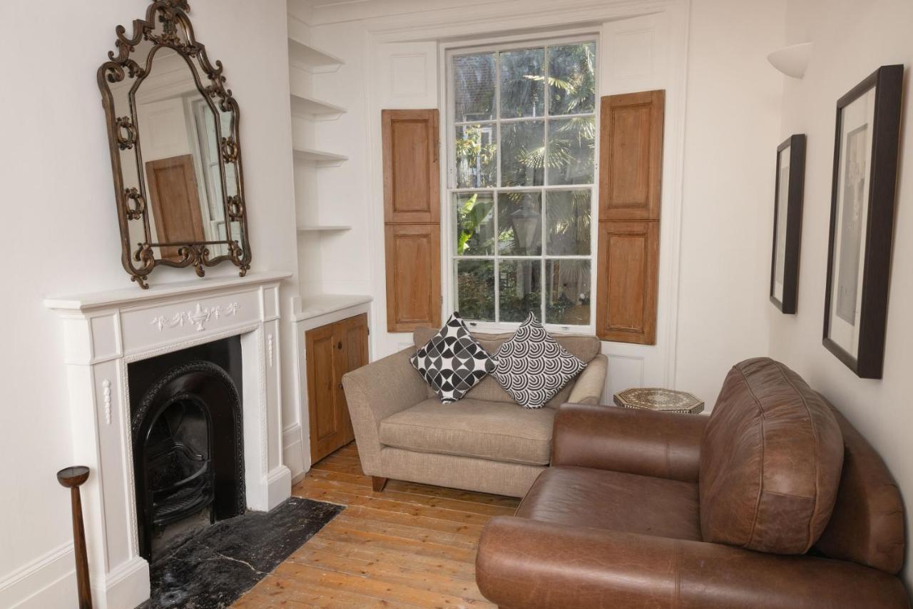 The Angel Place Hideaway - Fair 4Bdr House With Terrace Лондон Екстериор снимка